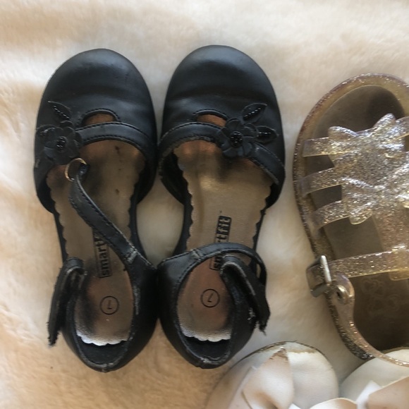 Girl Shoes Size 7T —4 pairs for $15 used - Picture 2 of 10